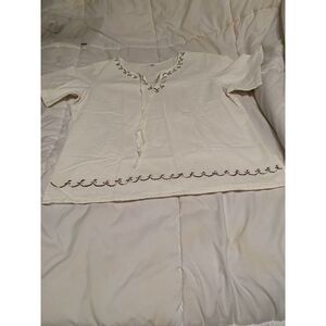 White Embroidered Short Sleeve Peasant Top – Boho Cotton Tunic